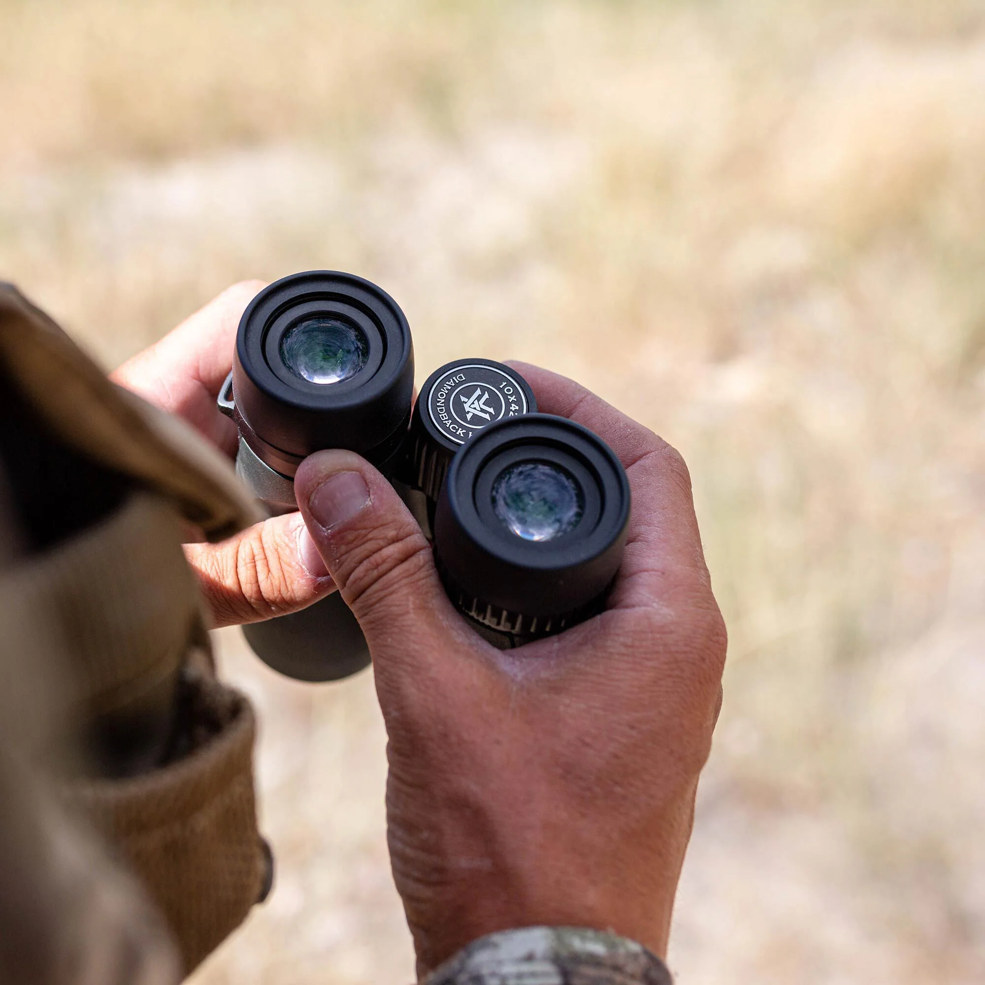 Vortex Diamondback HD Binoculars 10x42 - Image 5