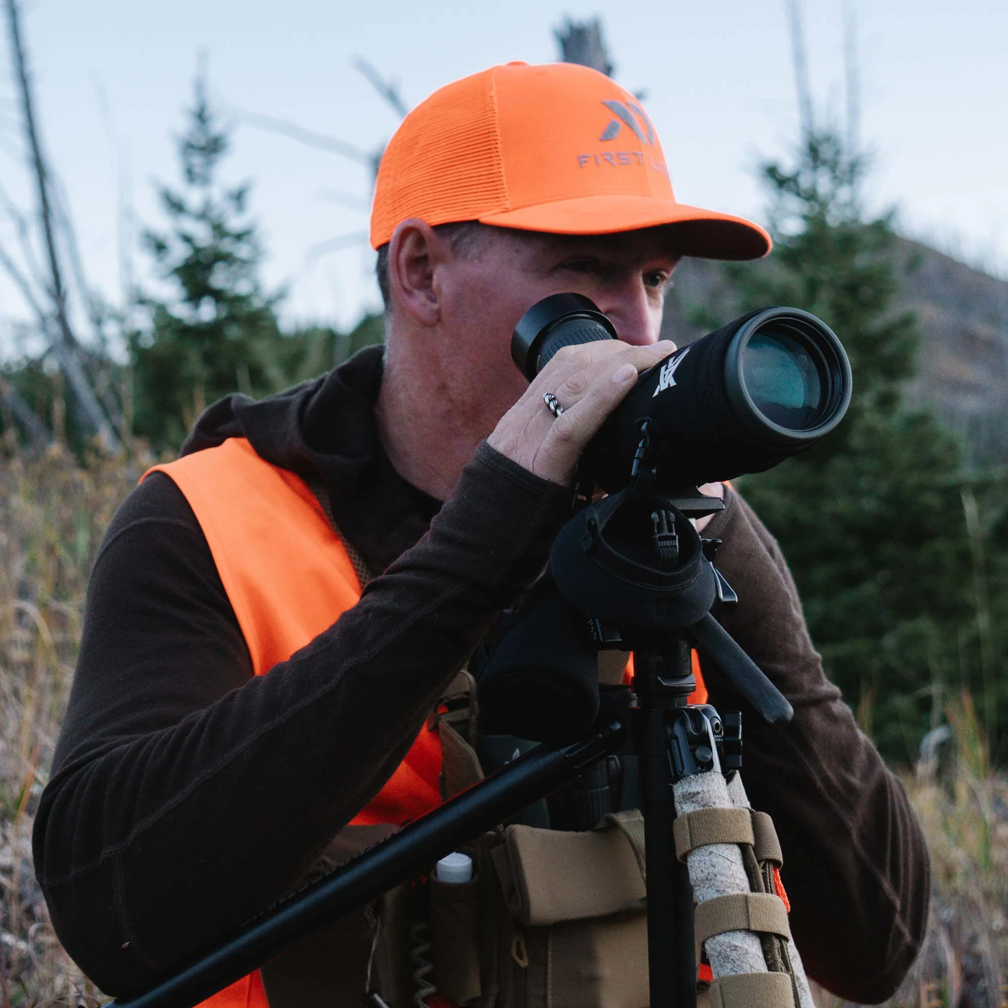 Vortex Razor HD 13-39x56 Angled Spotting Scope - Image 8